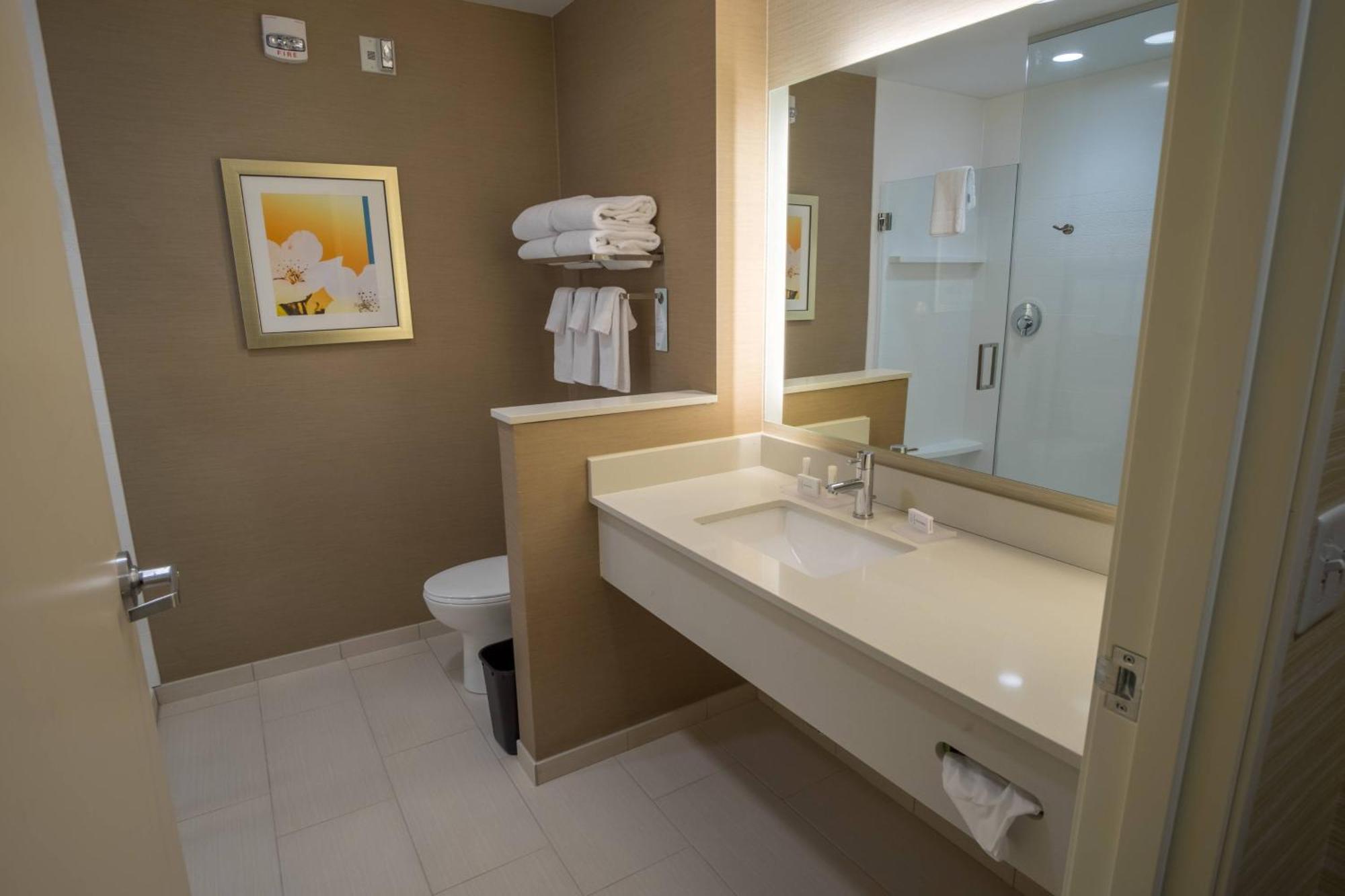 Fairfield Inn & Suites By Marriott Wisconsin Dells Lake Delton Exteriör bild